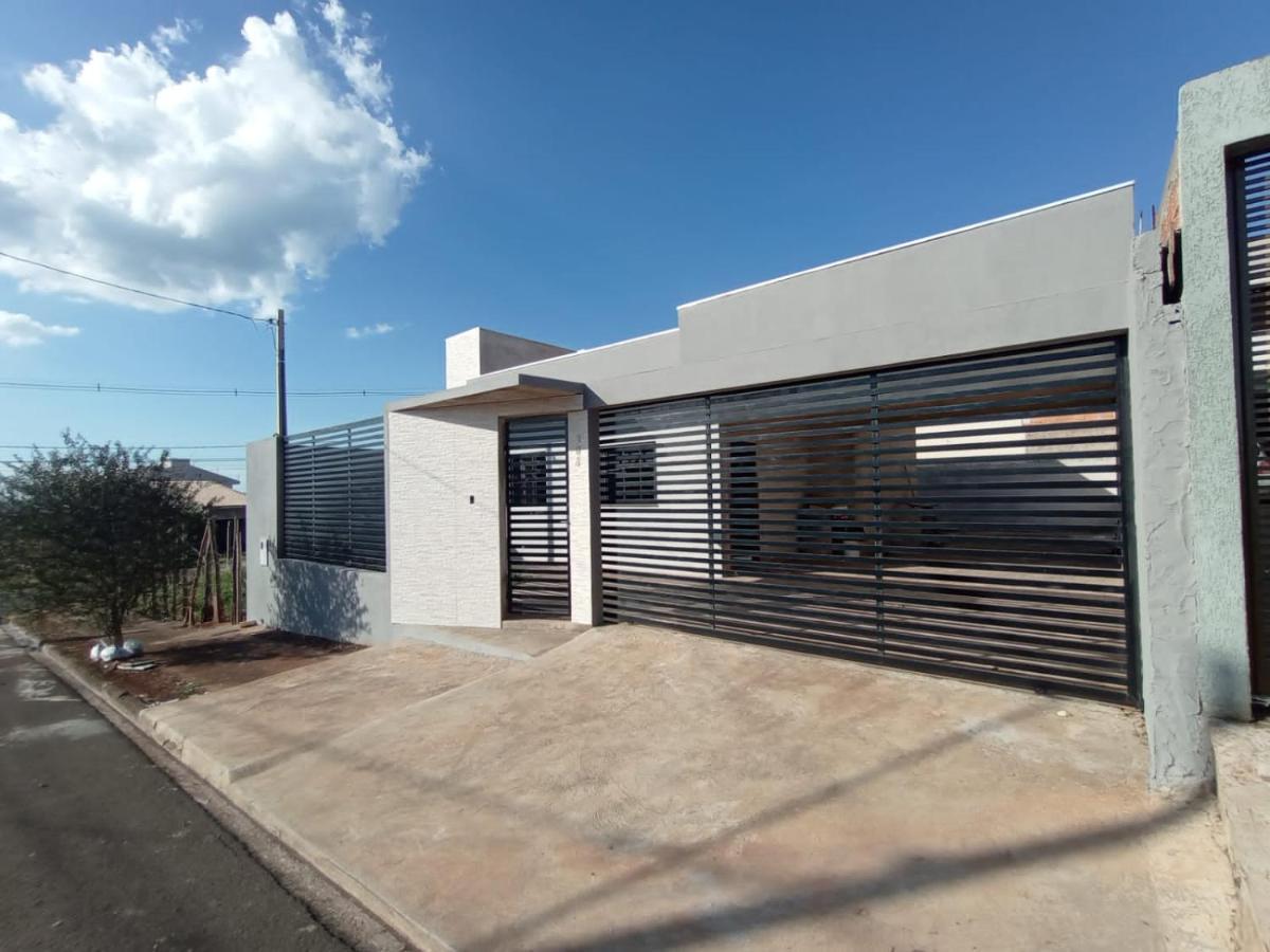 Casa Grande Em Arapongas Villa Exterior foto