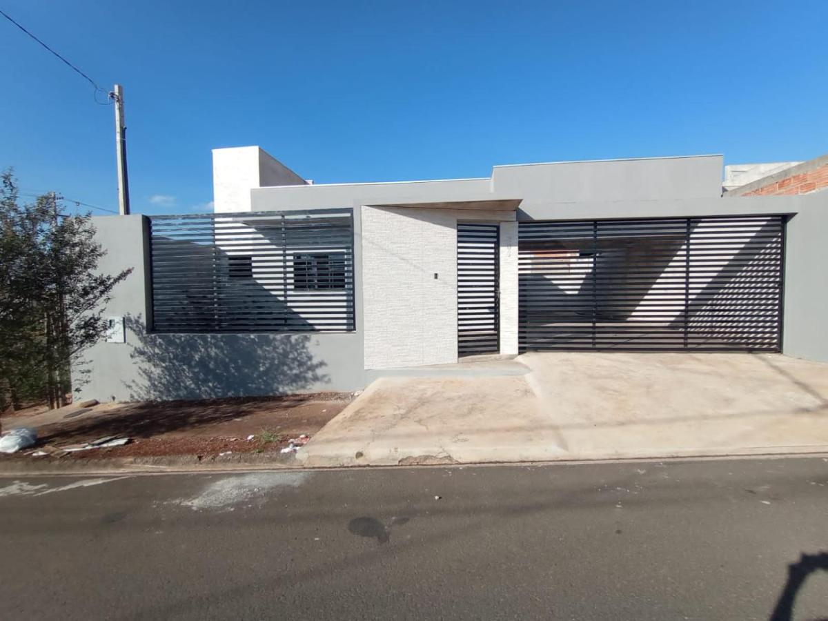 Casa Grande Em Arapongas Villa Exterior foto