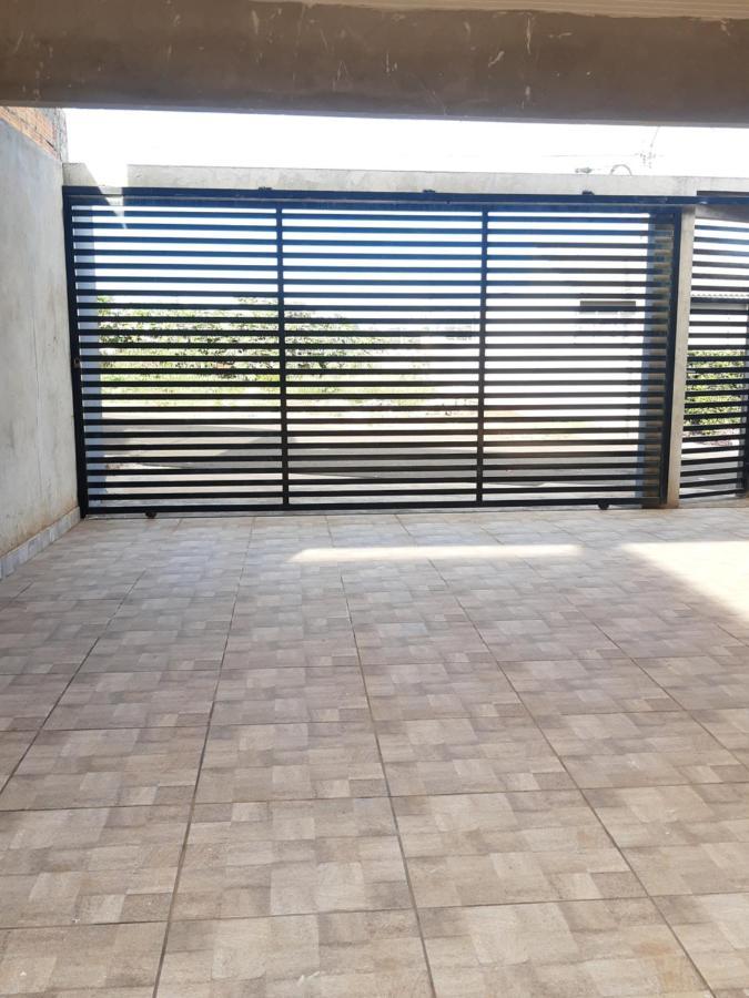 Casa Grande Em Arapongas Villa Exterior foto